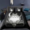 H ng M i V Anime Totoro 3D In H nh B Ch n Ga Duvet.jpg 640x640 1 - Studio Ghibli Store